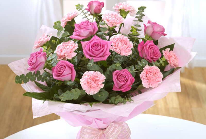 Rose & Carnation Delight
